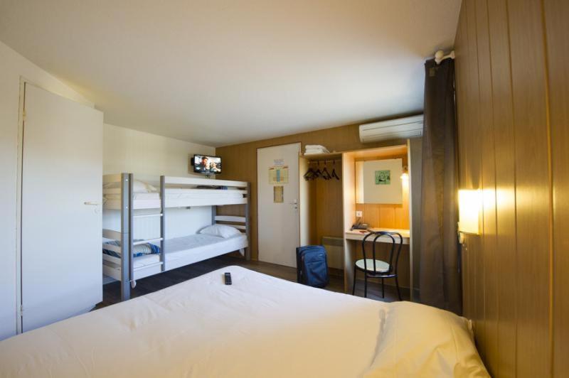 Brit Hotel Essentiel Pau Lescar Exteriér fotografie