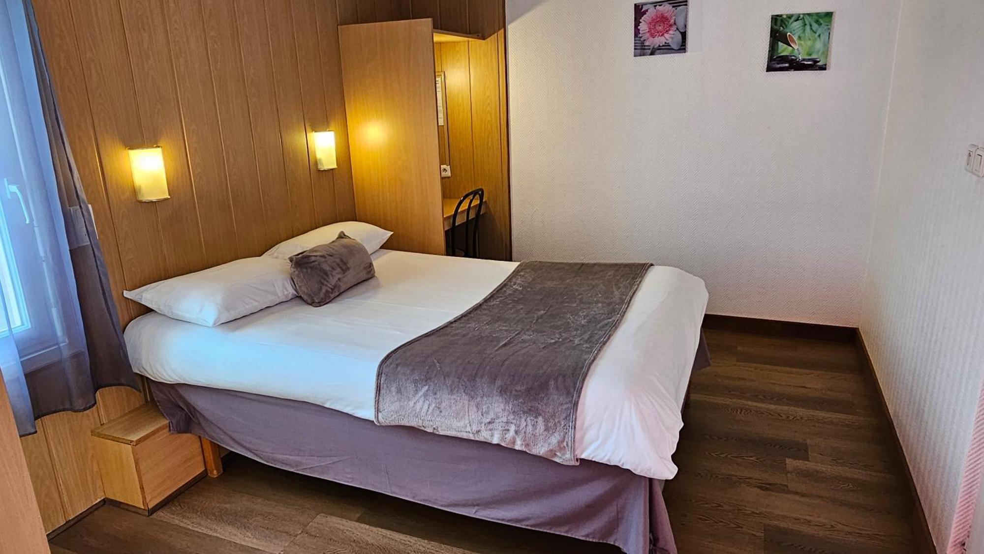 Brit Hotel Essentiel Pau Lescar Exteriér fotografie